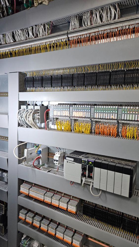 Benefits of Using PLC in Manufacturing